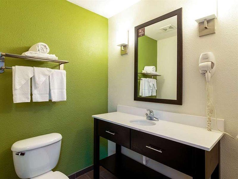 Spark By Hilton 3*